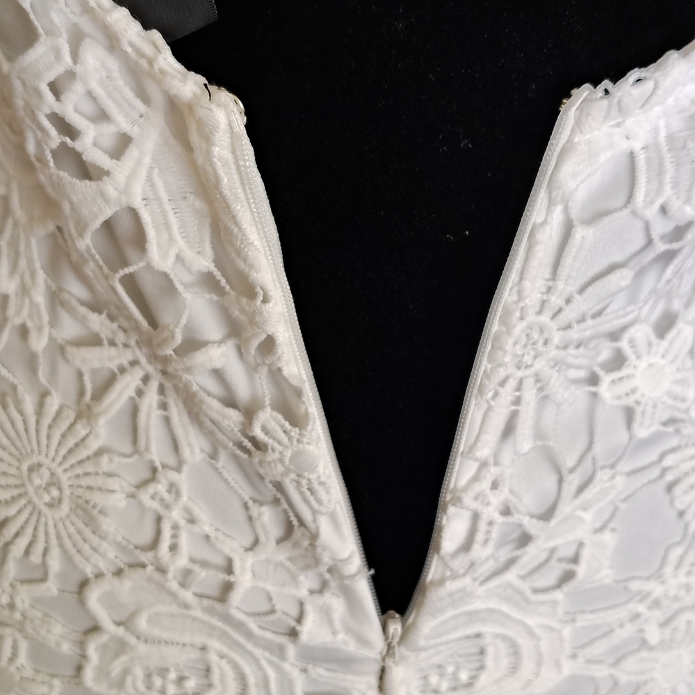 Lulus White Floral Lace Mini Dress Size XS – Like New - Picture 10 of 15